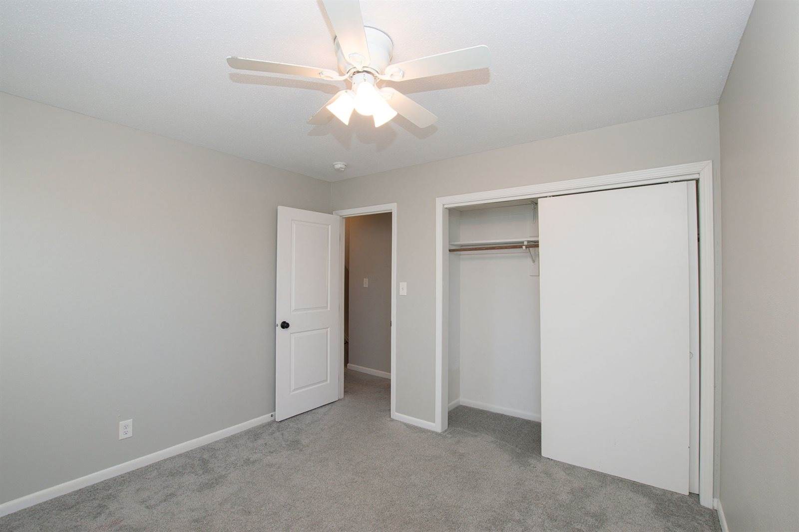 4327/4329 66th Street, Urbandale, IA 50322