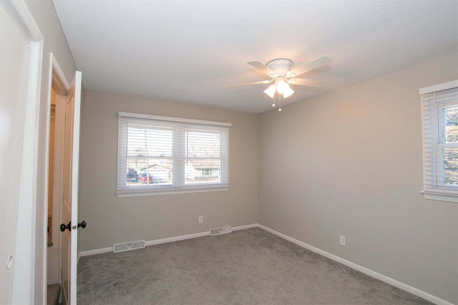 4327/4329 66th Street, Urbandale, IA 50322