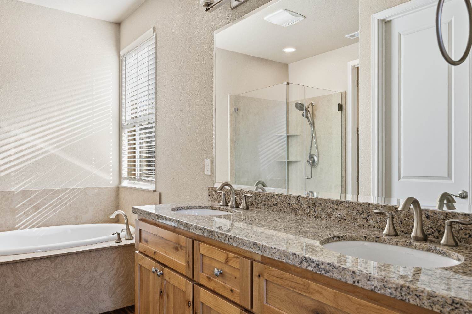 573 Honeysuckle Drive, Ione, CA 95640