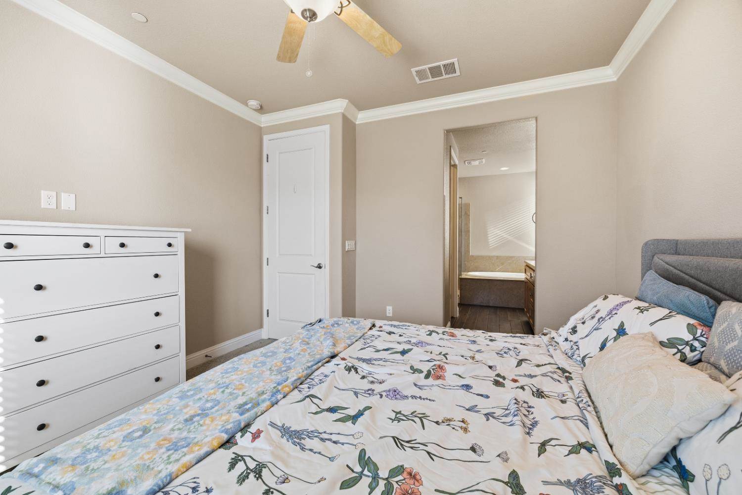 573 Honeysuckle Drive, Ione, CA 95640