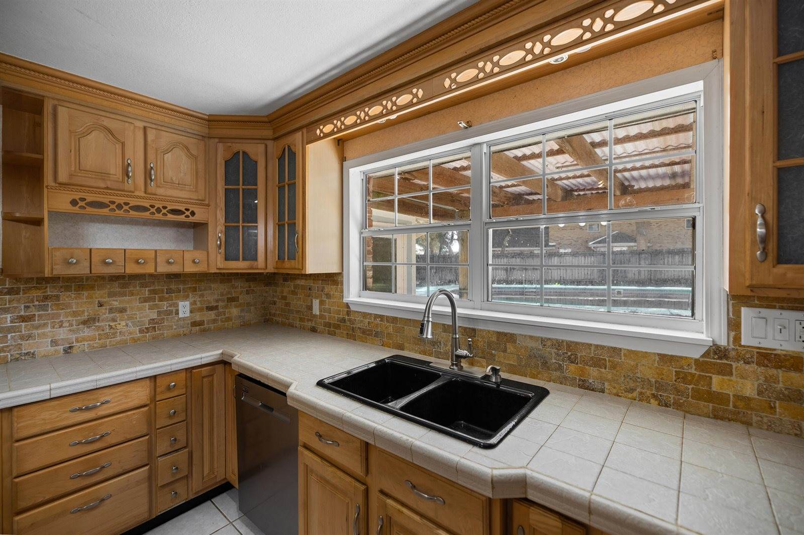 9 Elkwood Court, Shalimar, FL 32579