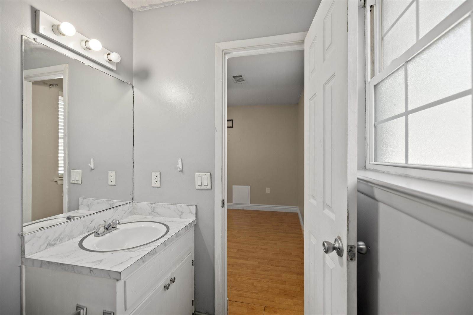 9 Elkwood Court, Shalimar, FL 32579