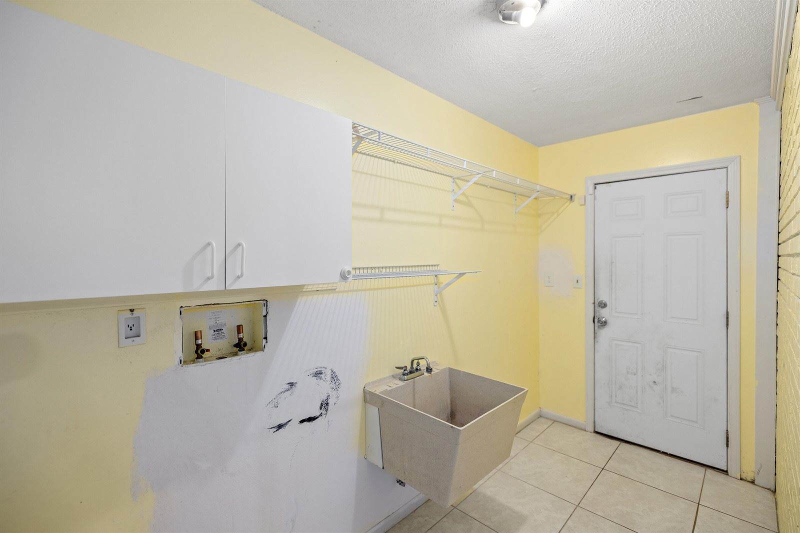 9 Elkwood Court, Shalimar, FL 32579