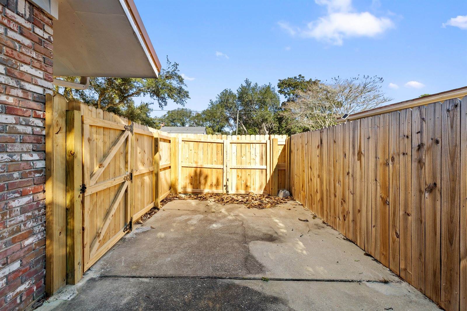 9 Elkwood Court, Shalimar, FL 32579