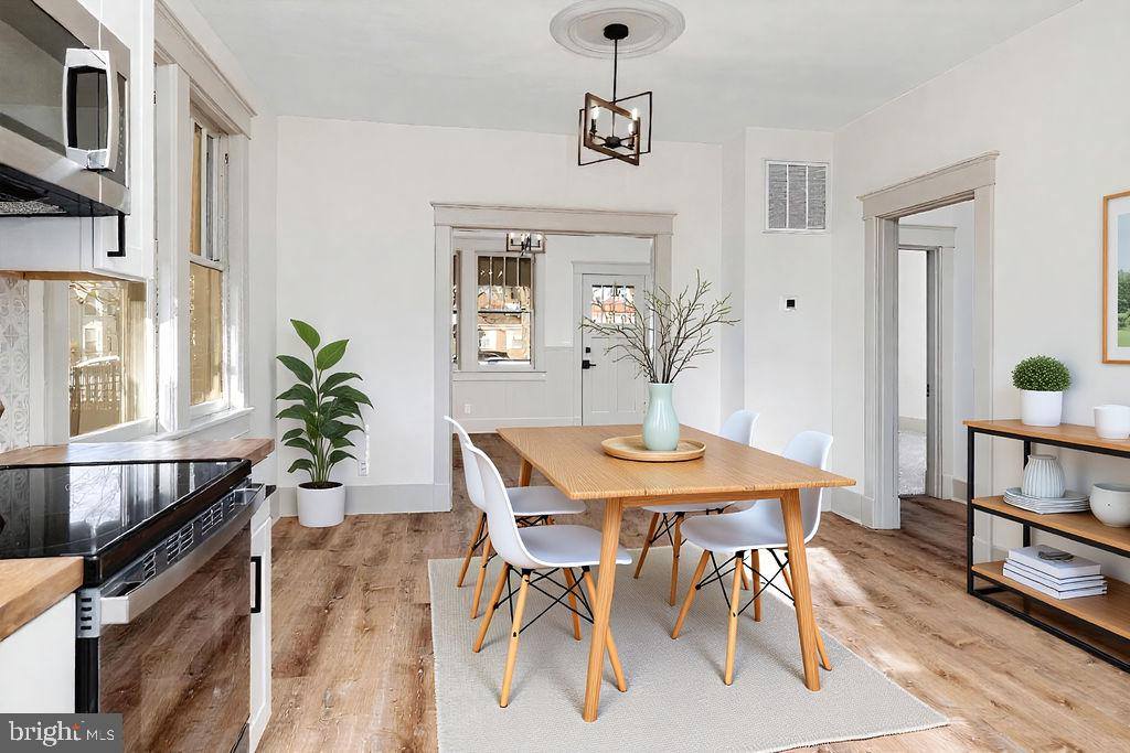 672 Sherwood Avenue, Waynesboro, VA 22980