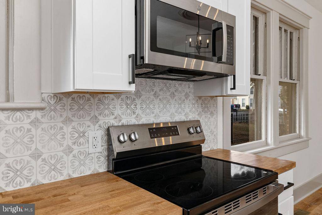 672 Sherwood Avenue, Waynesboro, VA 22980