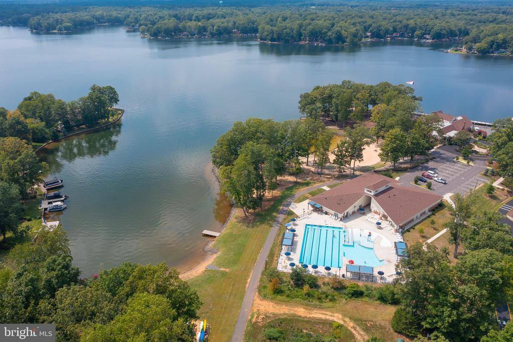 201 Washington Street, Locust Grove, VA 22508