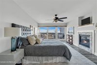 23 East Manor Sq Square, Highlands, NJ 07732