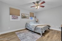 23 East Manor Sq Square, Highlands, NJ 07732