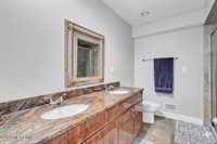 23 East Manor Sq Square, Highlands, NJ 07732