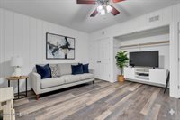 23 East Manor Sq Square, Highlands, NJ 07732