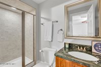 23 East Manor Sq Square, Highlands, NJ 07732