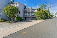 23 East Manor Sq Square, Highlands, NJ 07732