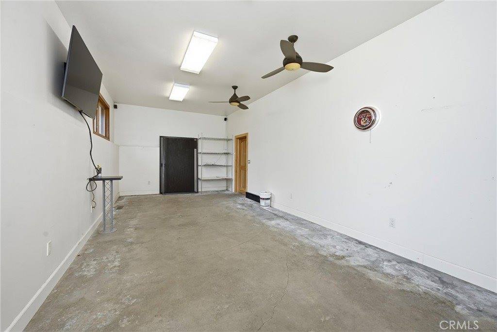 17205 Black Oak Hill, Middletown, CA 95461