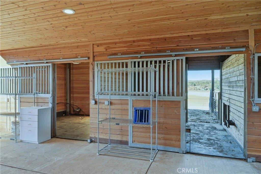 17205 Black Oak Hill, Middletown, CA 95461