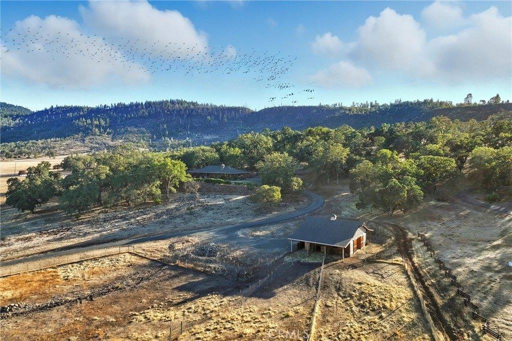 17205 Black Oak Hill, Middletown, CA 95461