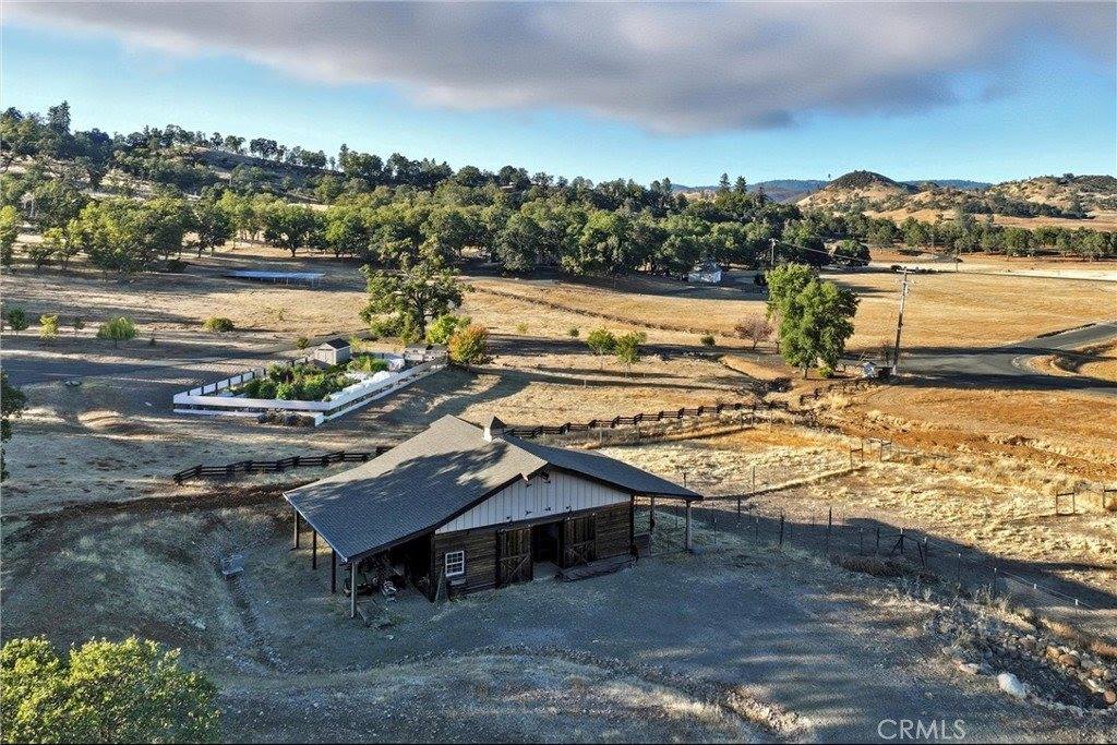 17205 Black Oak Hill, Middletown, CA 95461
