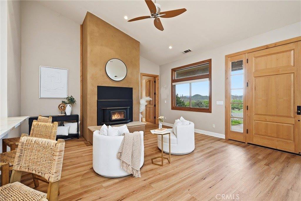 17205 Black Oak Hill, Middletown, CA 95461