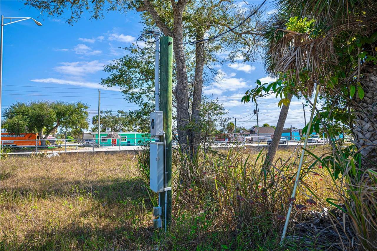 800 South Mccall Road, Englewood, FL 34223