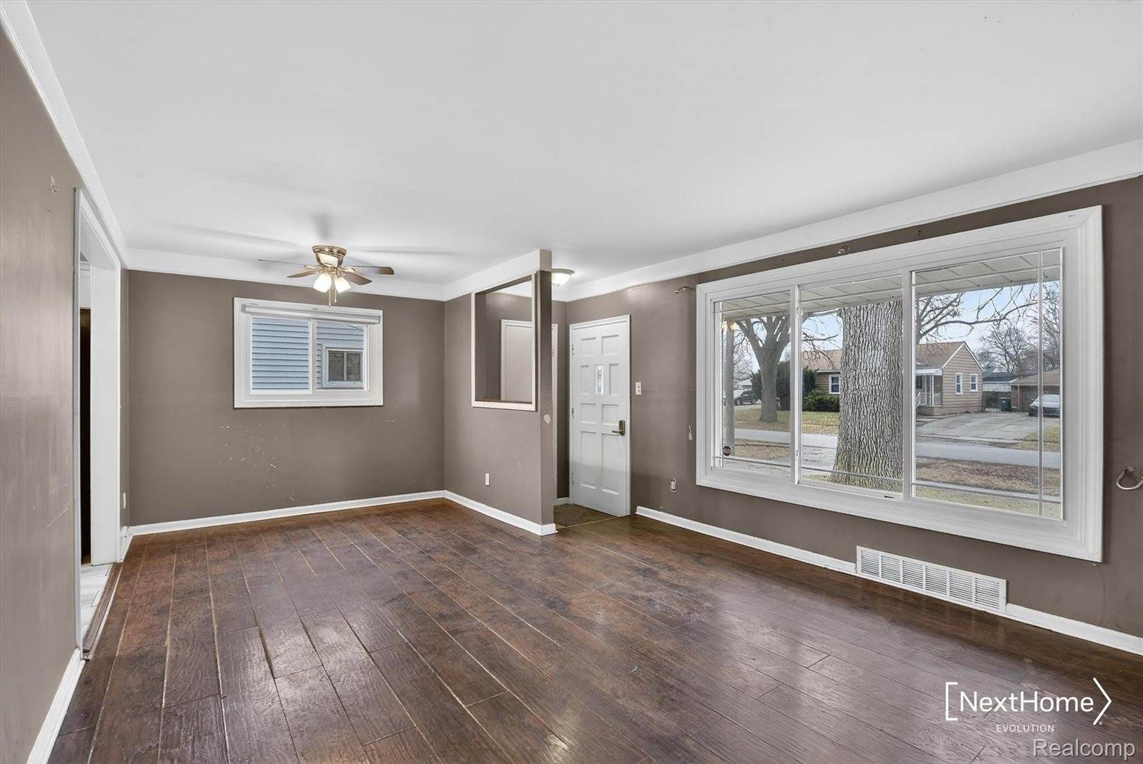 32216 Balmoral Street, GardenCityCity_Wayne, MI 48135