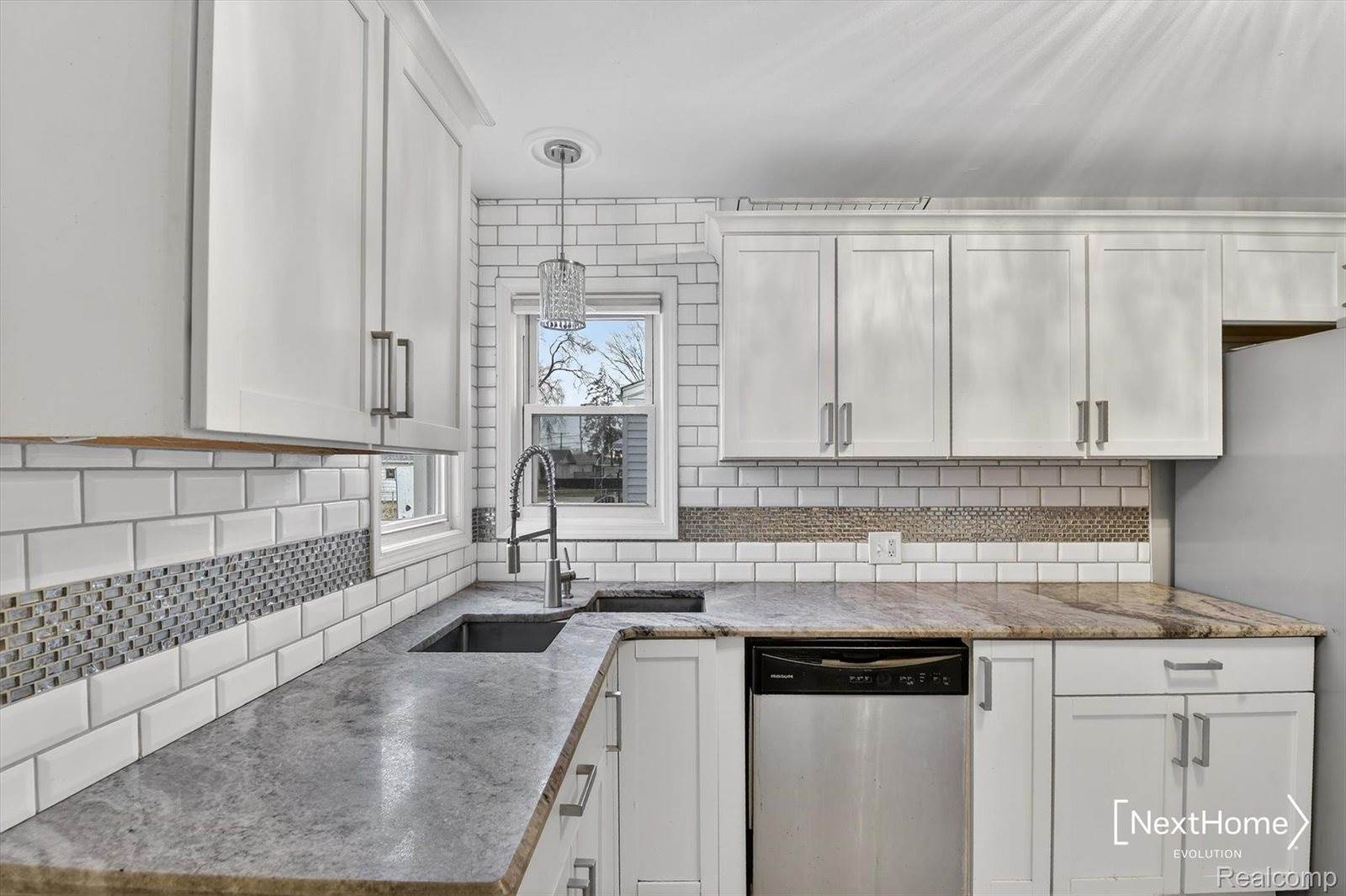 32216 Balmoral Street, GardenCityCity_Wayne, MI 48135