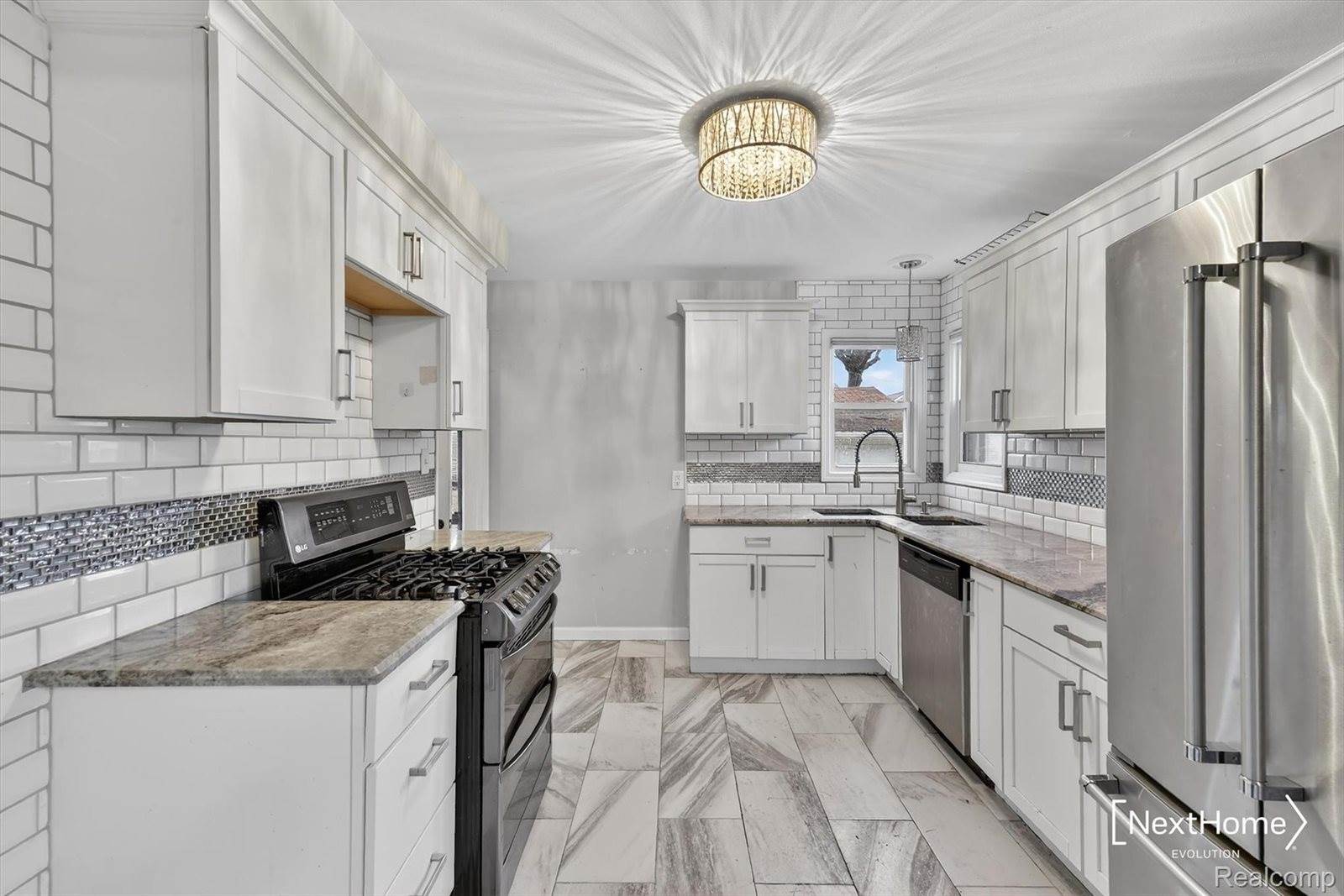 32216 Balmoral Street, GardenCityCity_Wayne, MI 48135