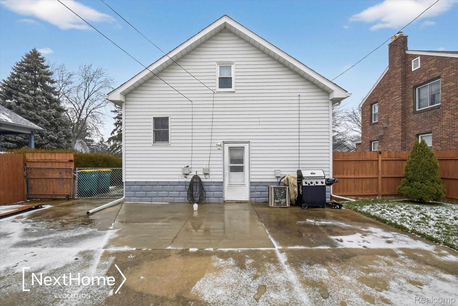 645 Riverbank Street, WyandotteCity_Wayne, MI 48192