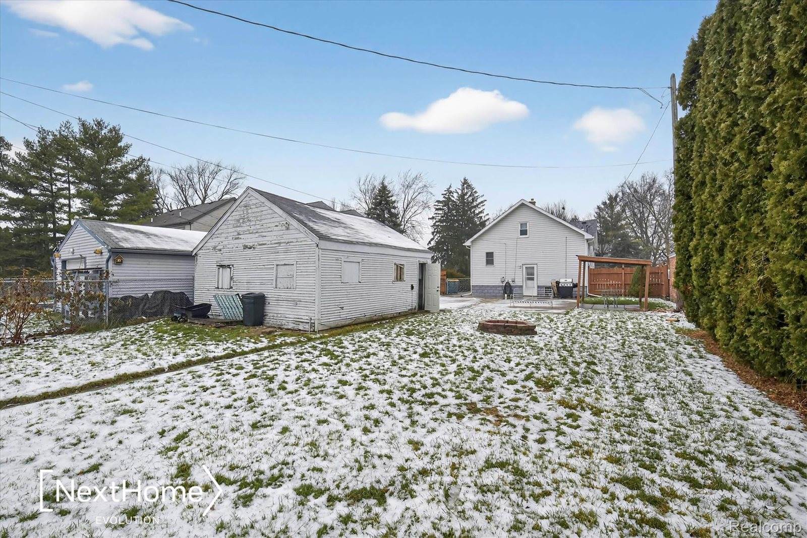 645 Riverbank Street, WyandotteCity_Wayne, MI 48192