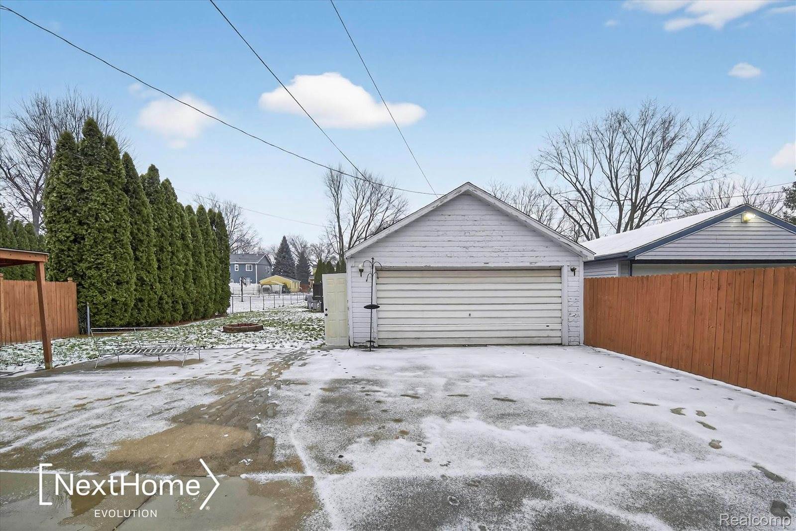 645 Riverbank Street, WyandotteCity_Wayne, MI 48192