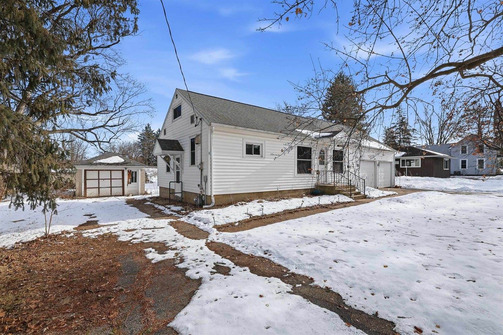 162 Grant Street, Amherst, WI 54406