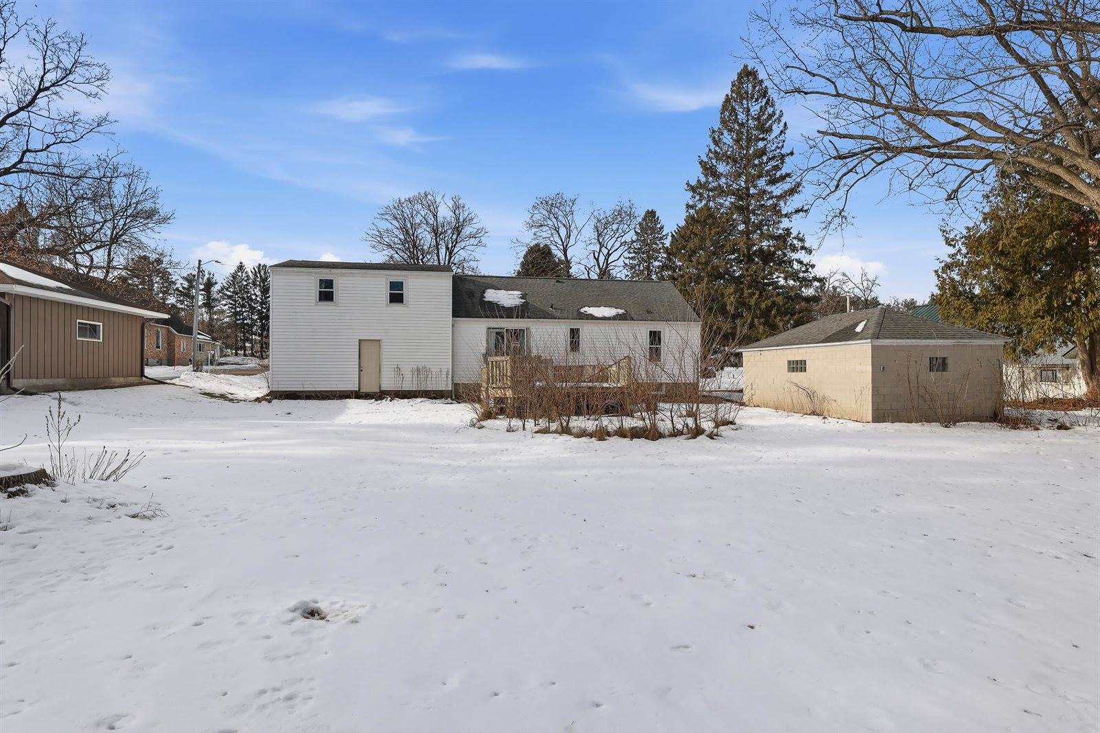 162 Grant Street, Amherst, WI 54406