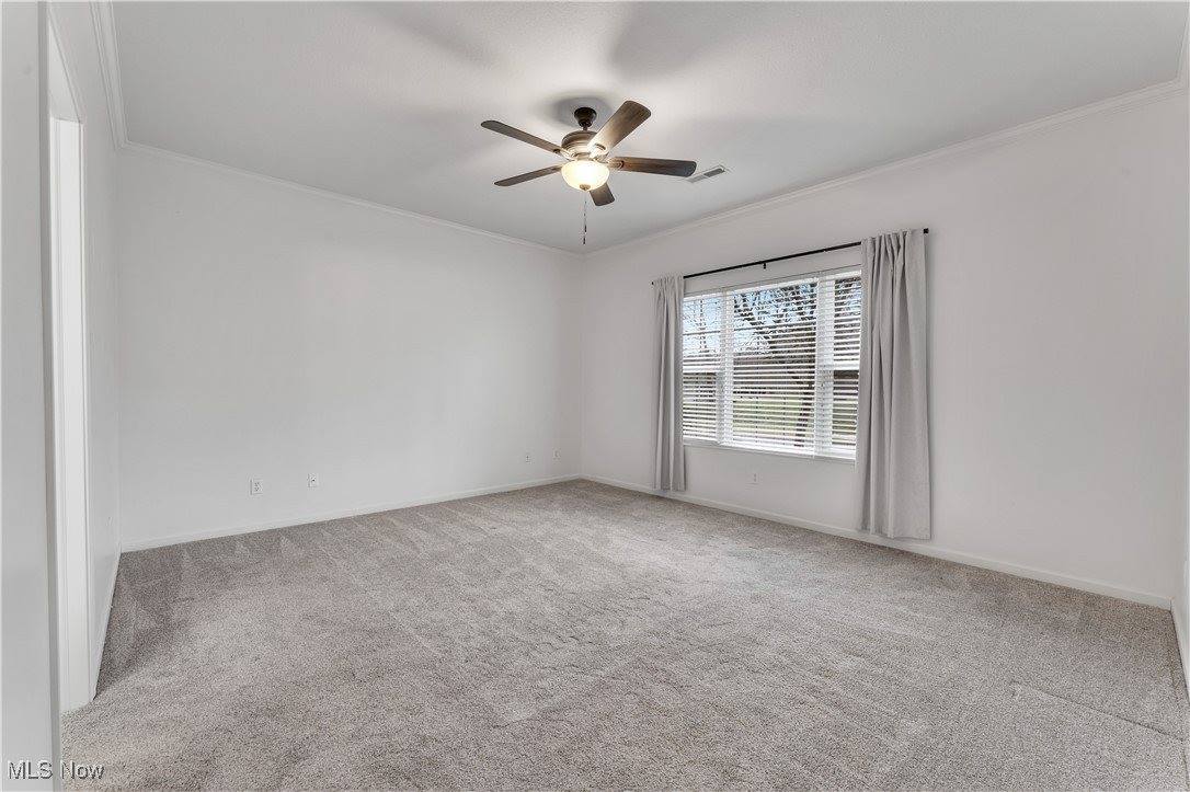 24 Hunters Woods Boulevard, Canfield, OH 44406