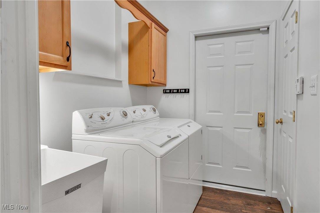 24 Hunters Woods Boulevard, Canfield, OH 44406