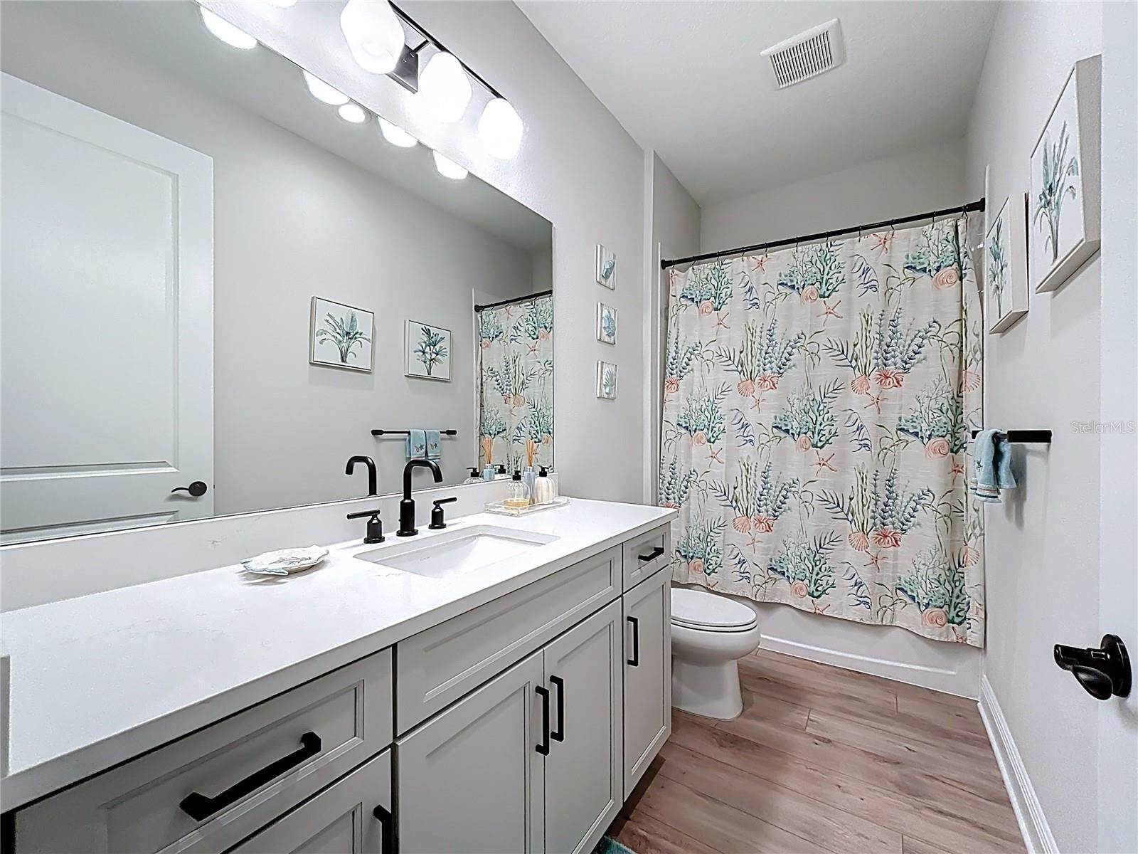 12590 Palatka Drive, Venice, FL 34293