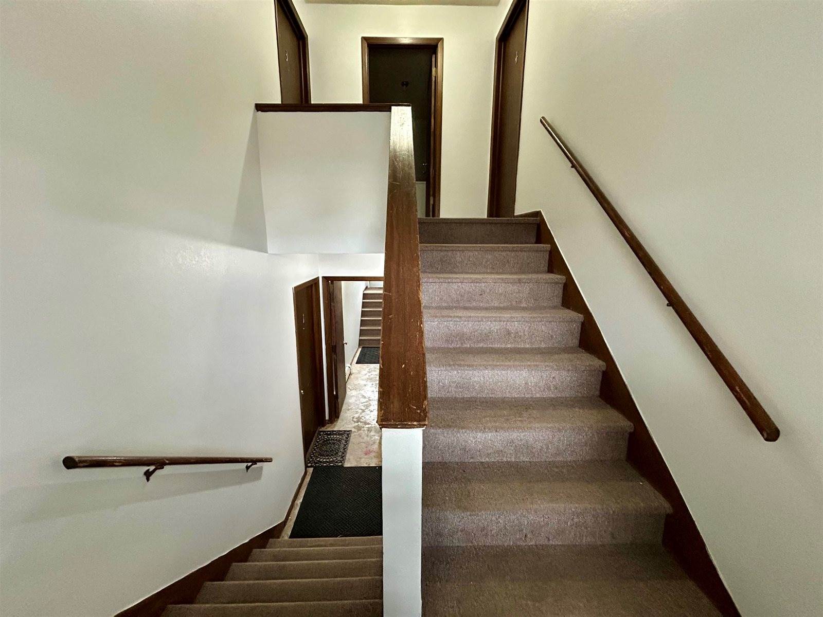 1811 6th St SE, Minot, ND 58701