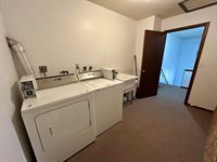 1811 6th St SE, Minot, ND 58701