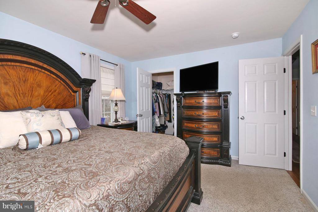 706 Brookside Lane, Lebanon, PA 17042