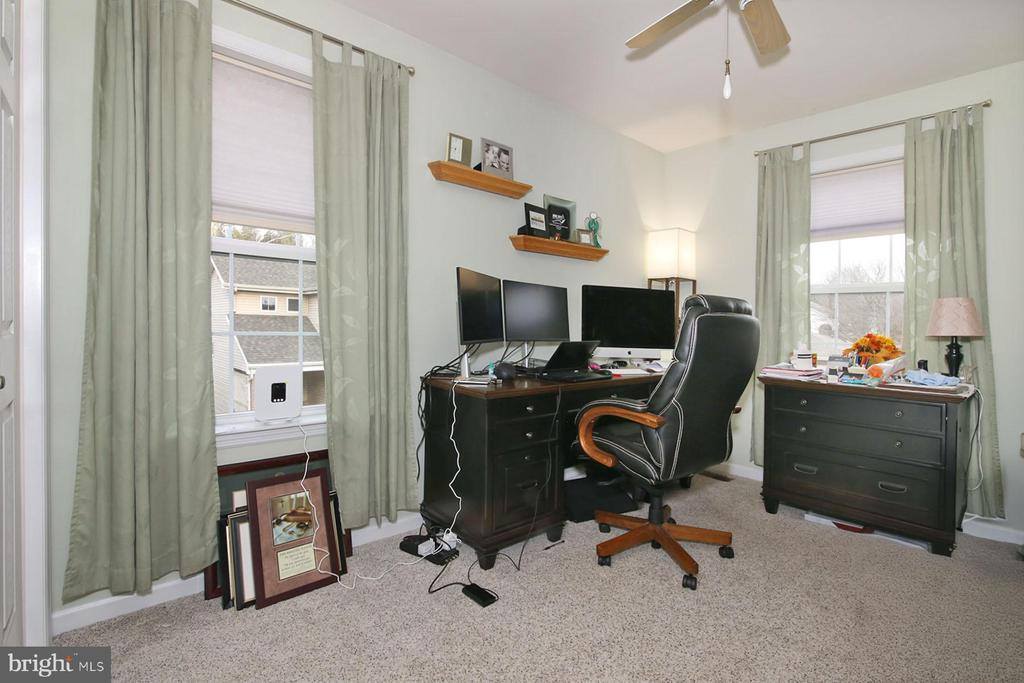 706 Brookside Lane, Lebanon, PA 17042