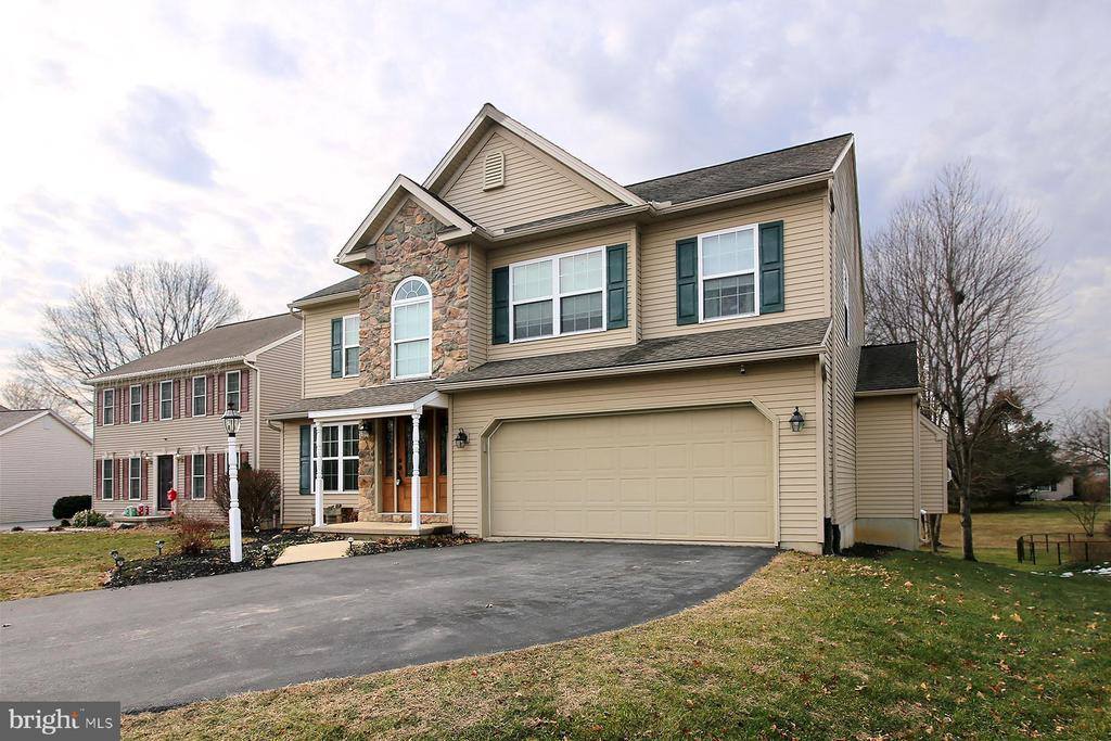 706 Brookside Lane, Lebanon, PA 17042