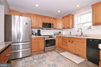 706 Brookside Lane, Lebanon, PA 17042