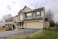 706 Brookside Lane, Lebanon, PA 17042