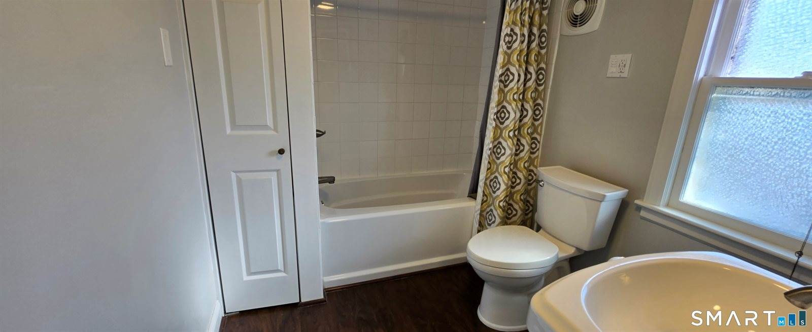 287 Hansen, Bridgeport, CT 06605