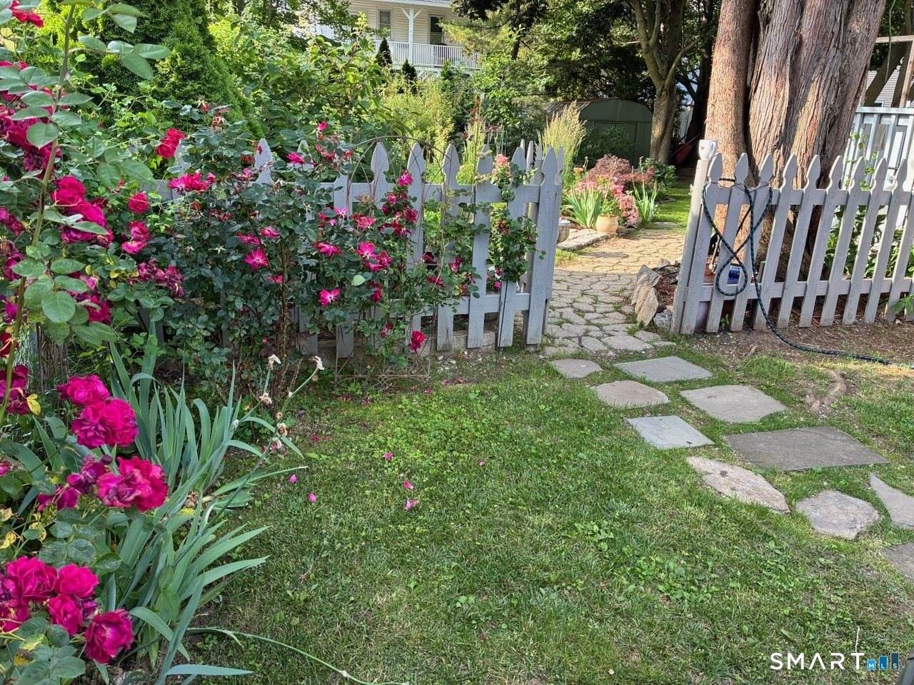 287 Hansen, Bridgeport, CT 06605