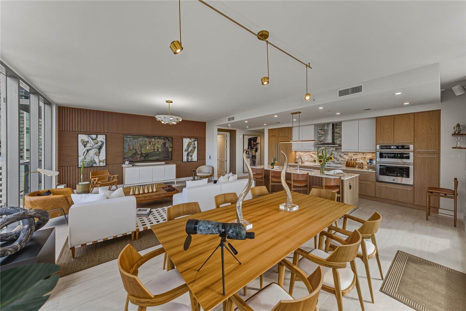 275 1ST Avenue South, #1701, Saint Petersburg, FL 33701