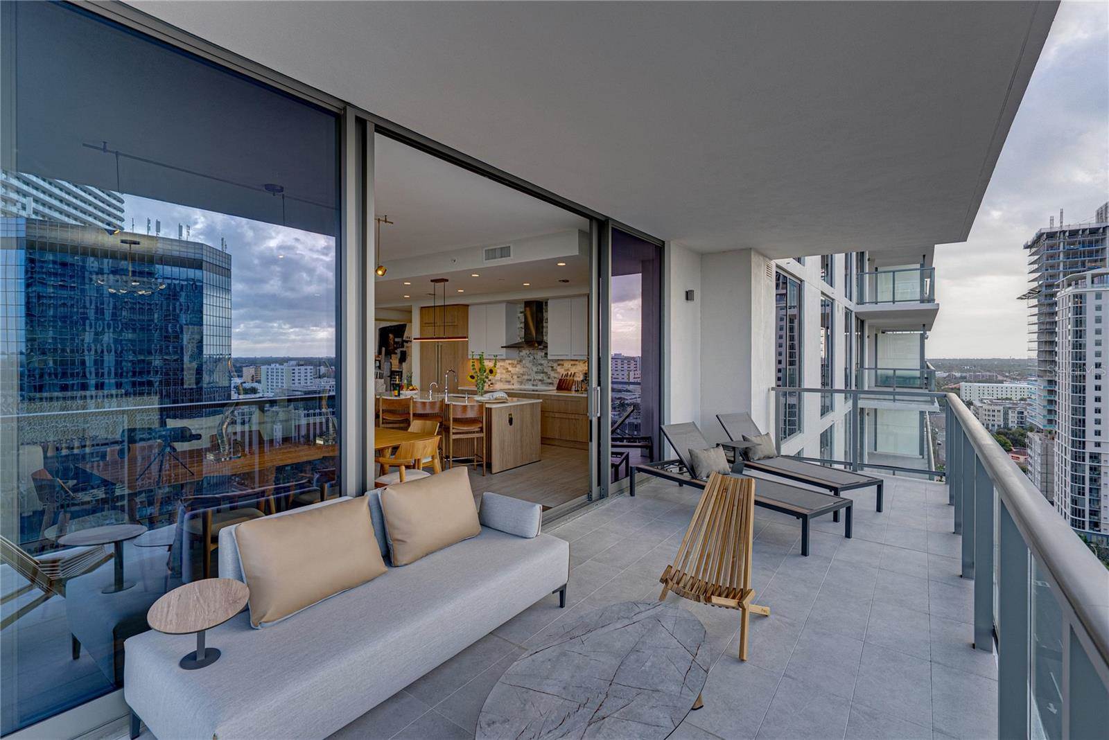 275 1ST Avenue South, #1701, Saint Petersburg, FL 33701