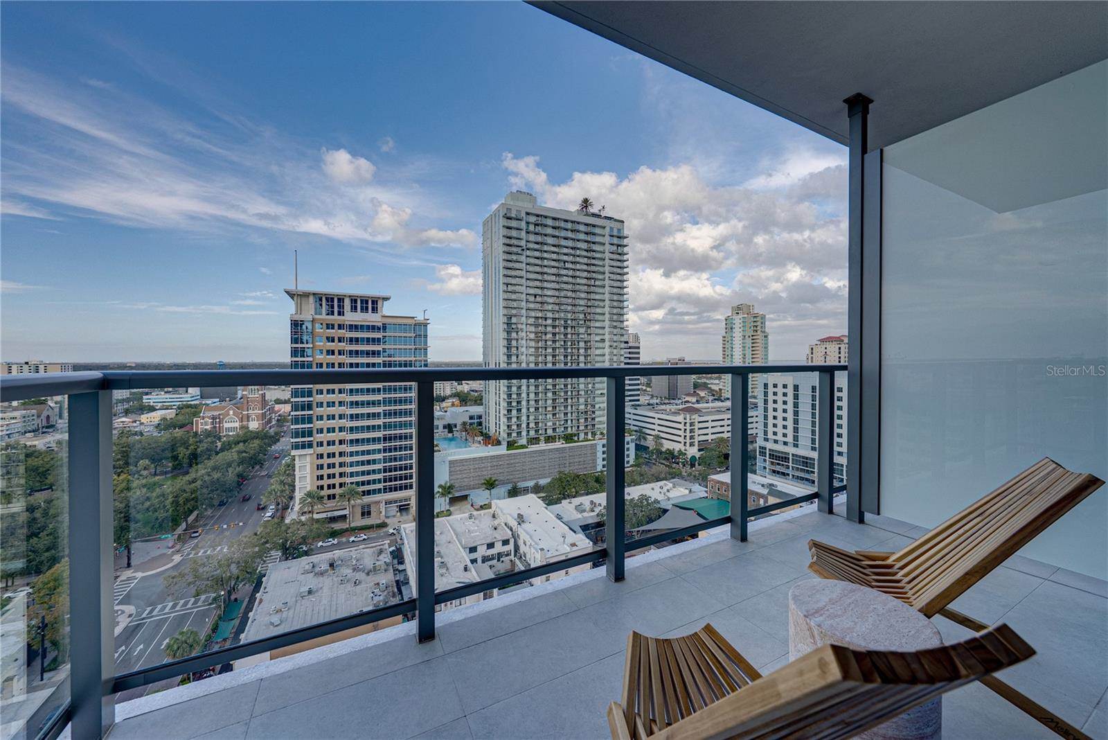 275 1ST Avenue South, #1701, Saint Petersburg, FL 33701