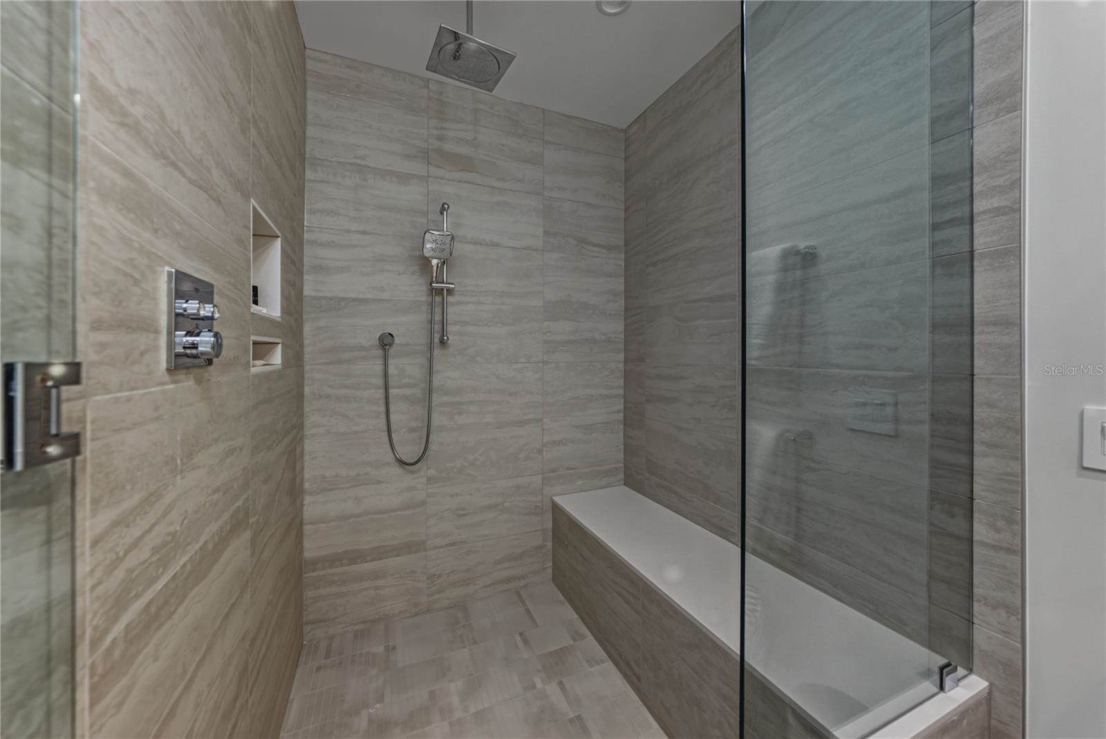 275 1ST Avenue South, #1701, Saint Petersburg, FL 33701