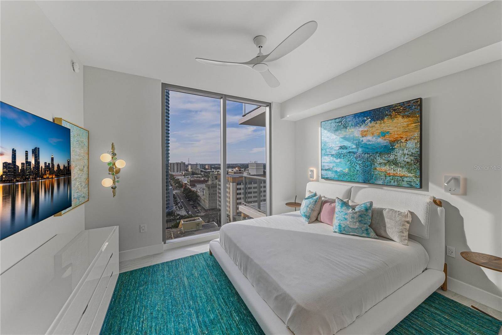 275 1ST Avenue South, #1701, Saint Petersburg, FL 33701