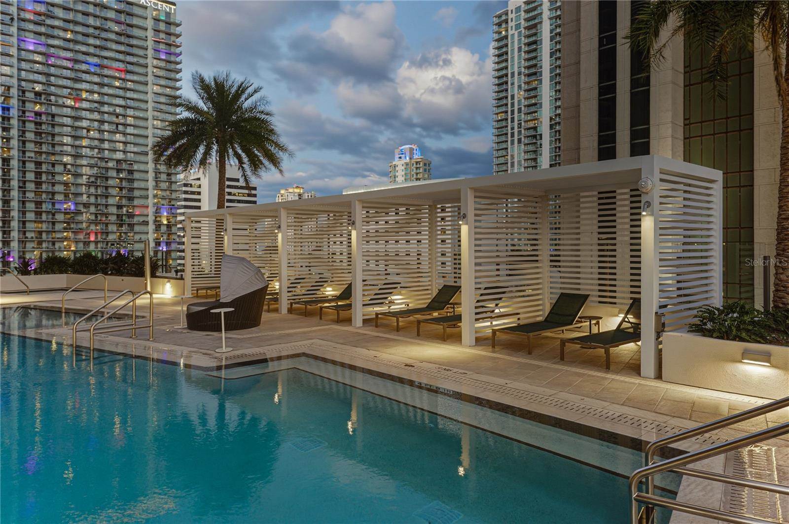 275 1ST Avenue South, #1701, Saint Petersburg, FL 33701