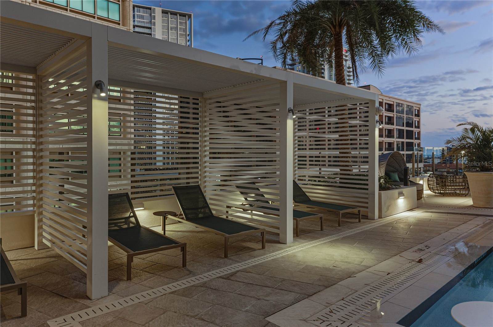 275 1ST Avenue South, #1701, Saint Petersburg, FL 33701